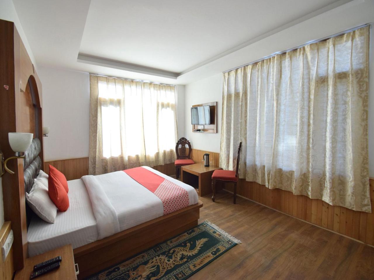 Oyo 10255 Hotel Red Apple Manāli Exteriér fotografie